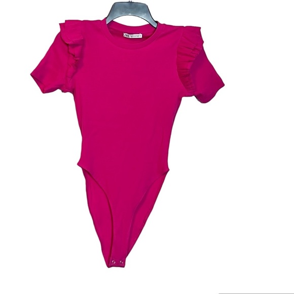 Zara Ribbed Ruffle Sleeve Pink Bodysuit size Medium - Picture 2 of 12